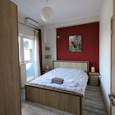 Charming Cozy Apartment - Old Town - Free Minibar Бухарест Екстер'єр фото