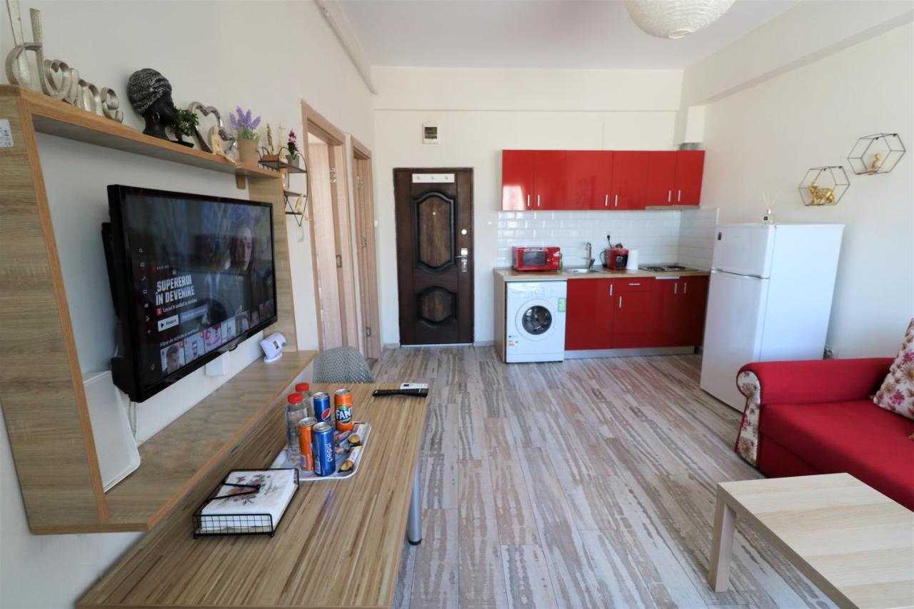 Charming Cozy Apartment - Old Town - Free Minibar Бухарест Екстер'єр фото