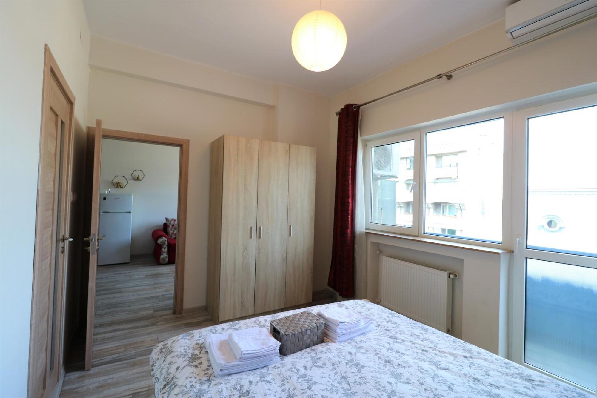 Charming Cozy Apartment - Old Town - Free Minibar Бухарест Екстер'єр фото